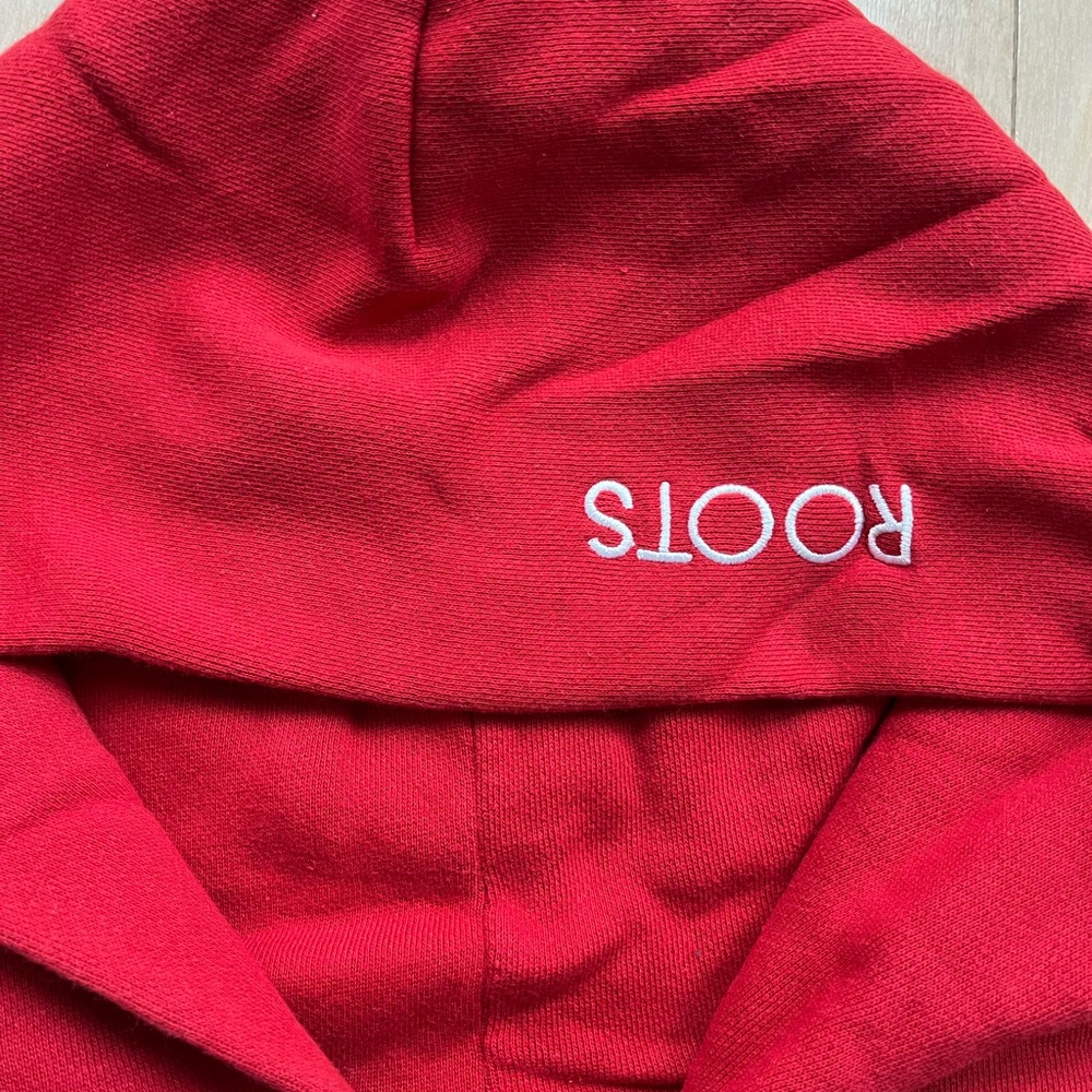 Roots Women Hoodie Olympic Team Canada Size Small limited edition - Picture 4 of 9